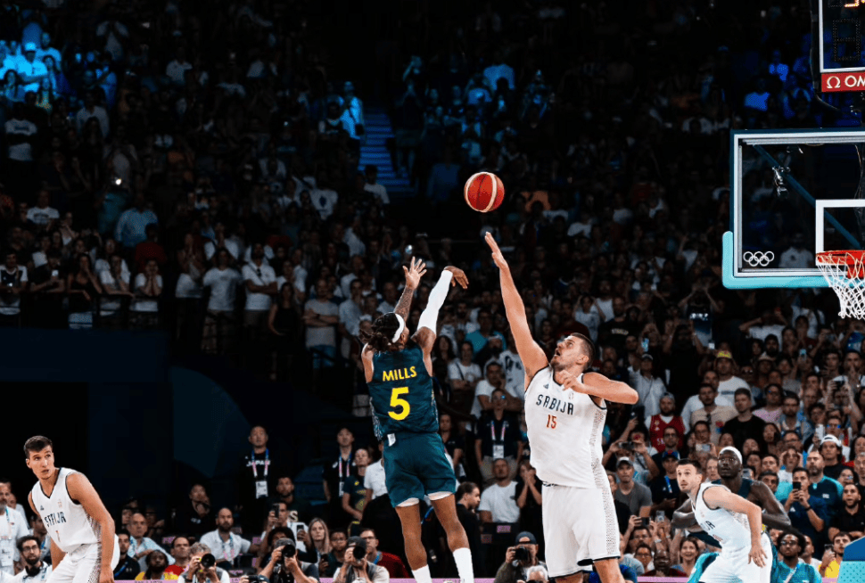 包含今夜纽卡斯尔备战欧篮联；手感冰凉细节曝光；信心回归；临场指挥获称赞的词条-爱游戏